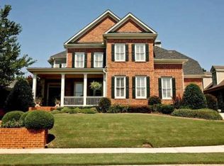 1051 Moores Walk Ln, Suwanee, GA 30024