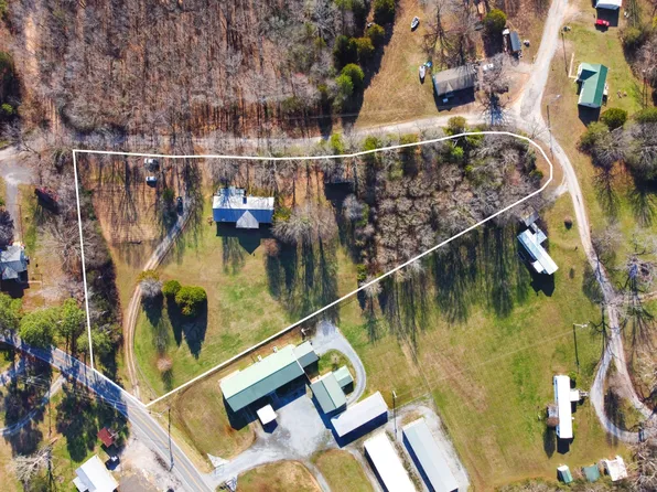 3243 Highway 48 N, Nunnelly, TN 37137
