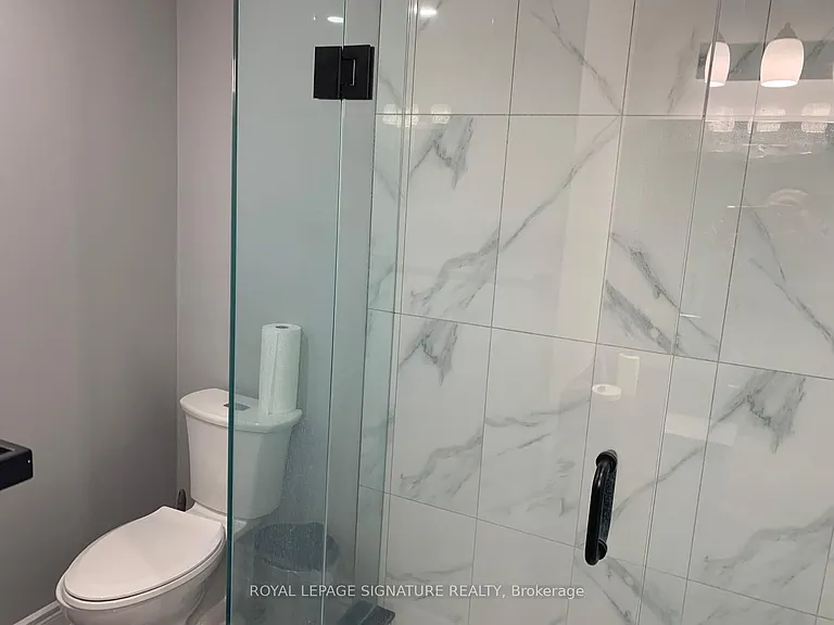 5924 Terranova Dr #MAIN 2ND FLOOR — Photo 20