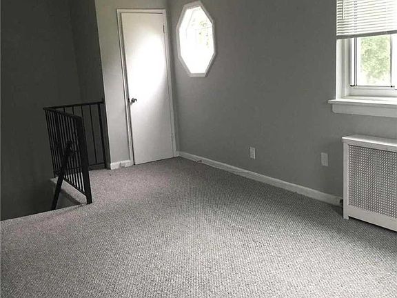 4th image of 263-21 73rd Ave