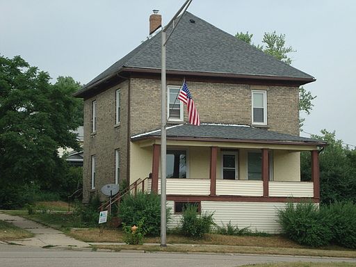1st image of 1120 W Court St