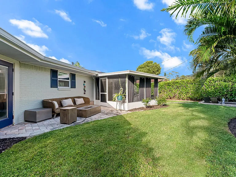 9792 Tonya Ct — Photo 19