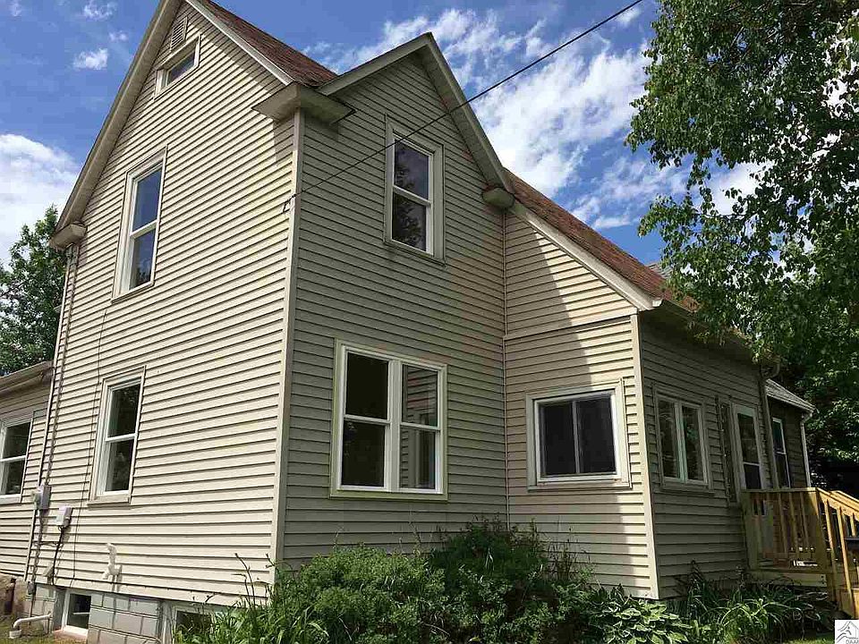 2nd image of 431 S 70th Ave W