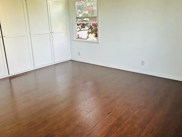5809 Fulton Ave — Photo 12