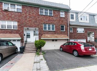 11 Marcy Ave, Jersey City, NJ 07304