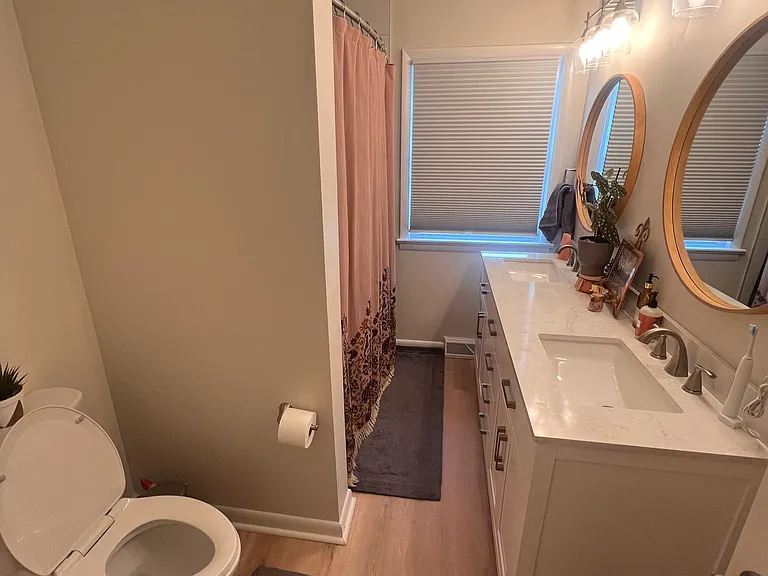 96 Featherstone Dr — Photo 11
