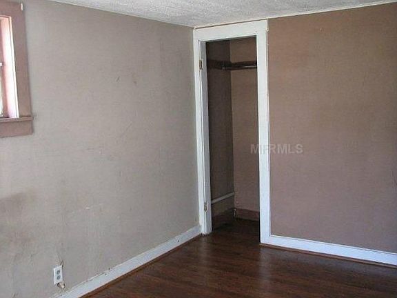 5th image of 8510 El Portal Dr