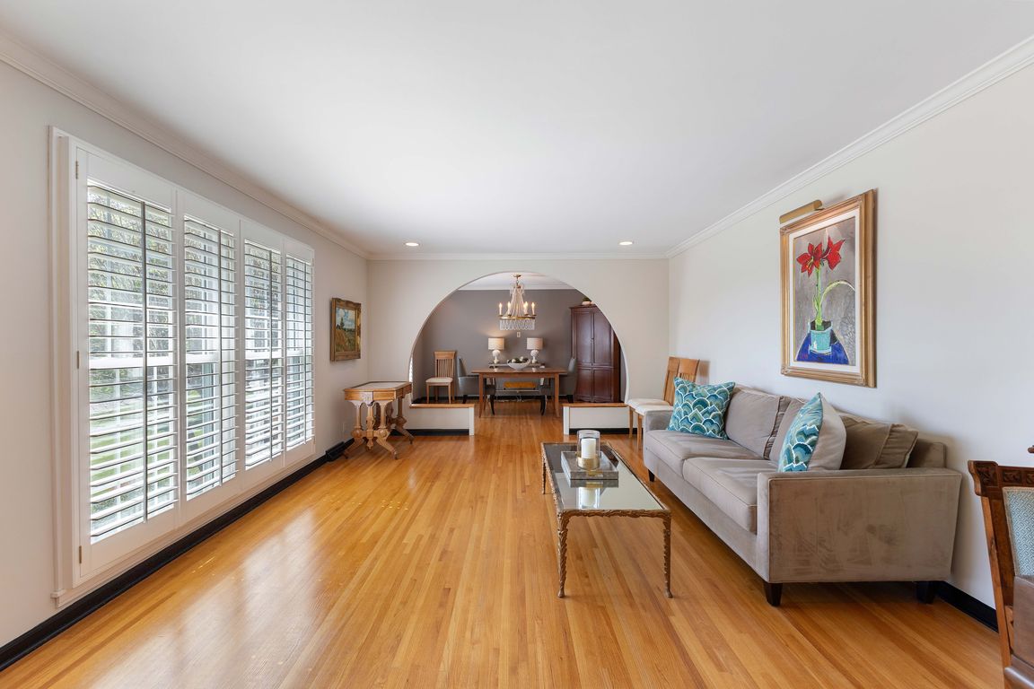 next background image