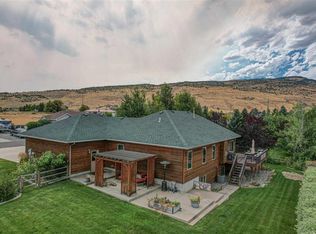 127 S Chugwater Dr, Cody, WY 82414