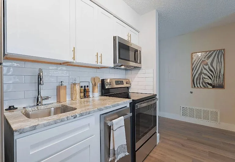 TRELLIS Canyon Creek Apartments — Photo 5