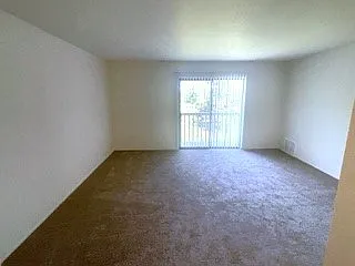 Perry Place Apartments — Photo 39