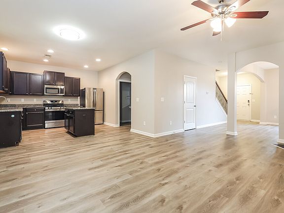 5th image of 6596 Woodwell Dr