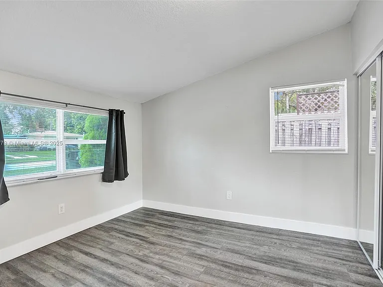 2281 SW 15th St — Photo 12