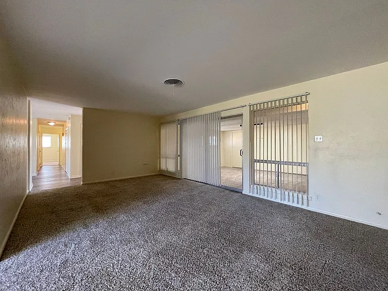4616 Fawn Dr — Photo 10