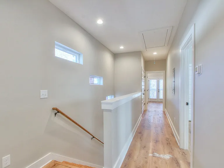 921 Spain Ave — Photo 19