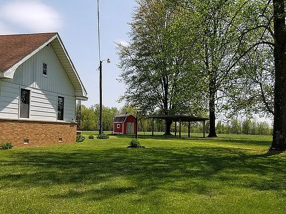 3rd image of 7968 N County Road 675 E
