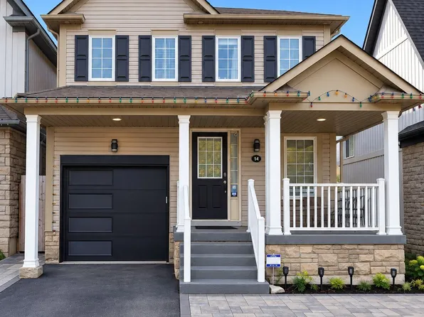 145 Harrongate Pl, Whitby, ON L1R 3E6