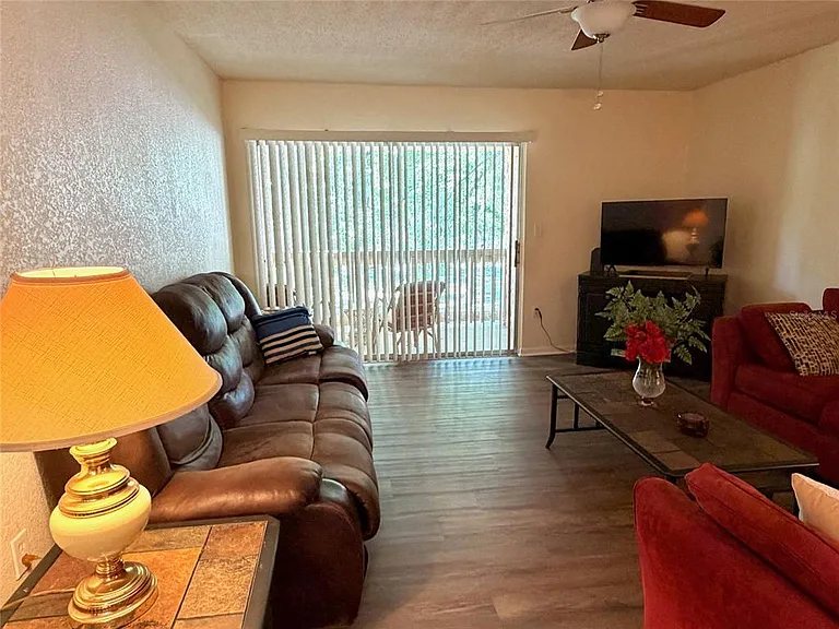 1810 NW 23rd Blvd #137 — Photo 3