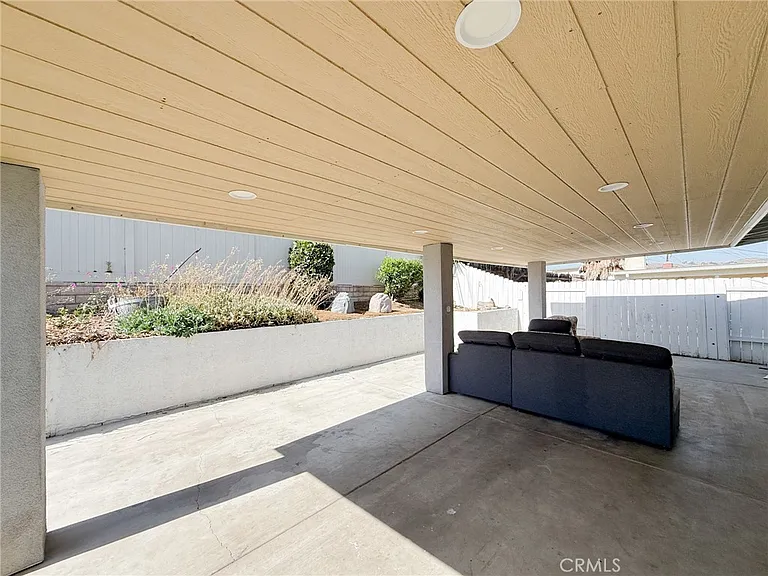 18626 Barroso St — Photo 12