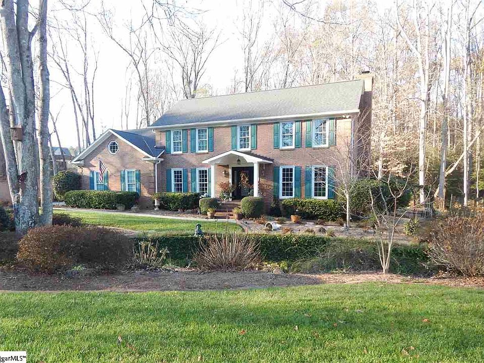 1st image of 209 Rosebay Dr