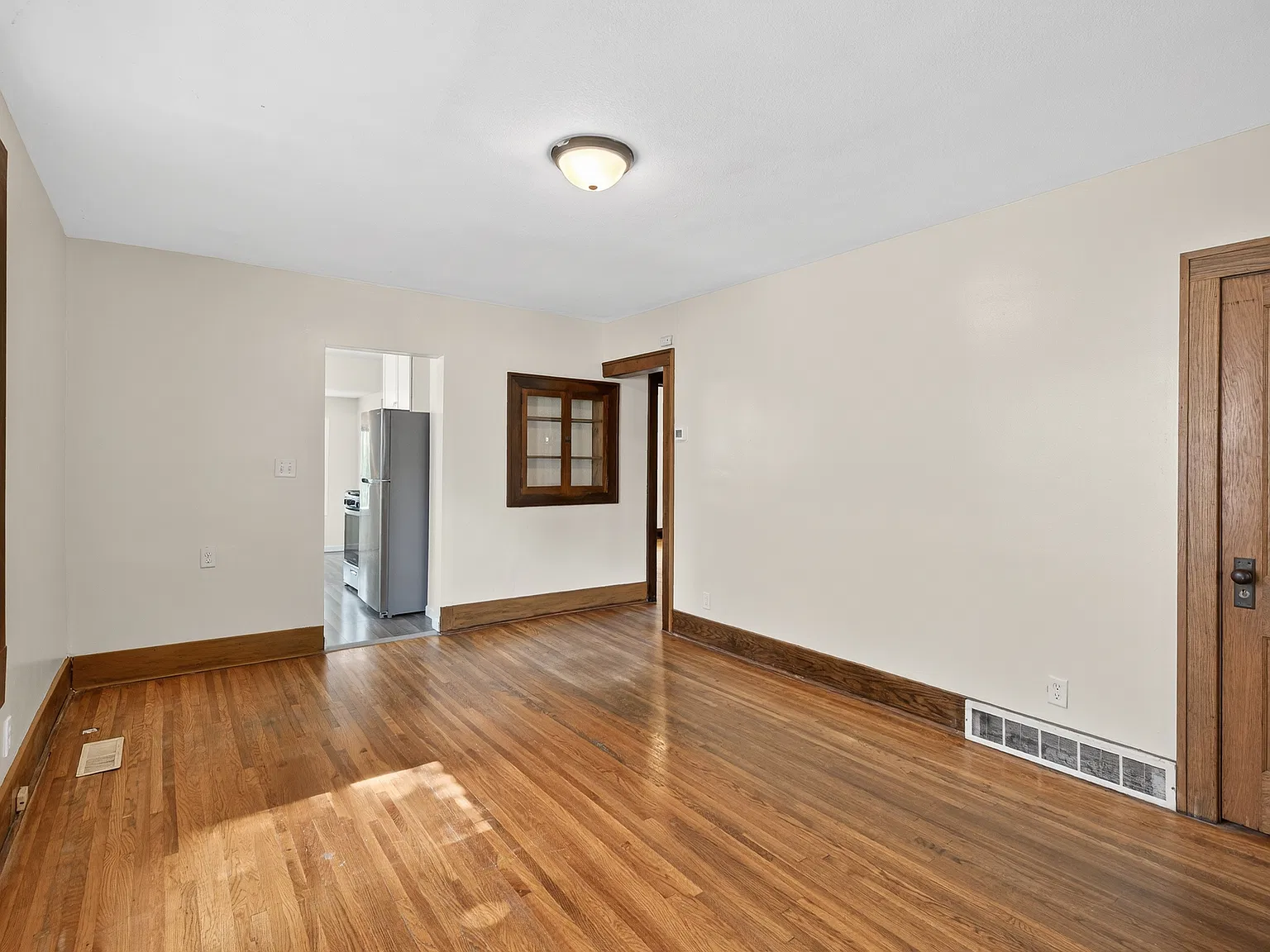4 bed, 1512 sqft, $2,295 — Photo 4