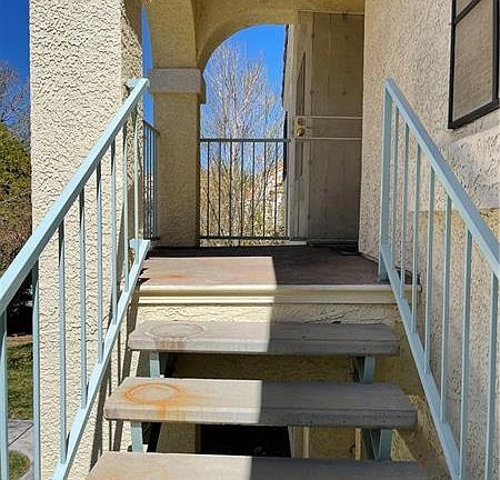 4th image of 4839 S Torrey Pines Dr Unit 202