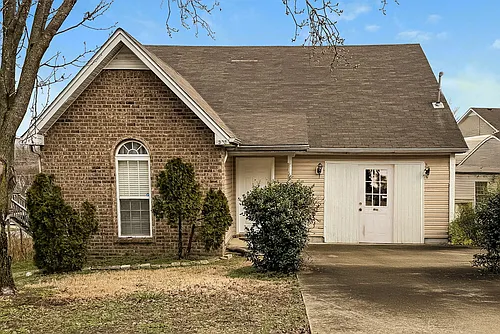 1303 Tonya Dr Photo 1