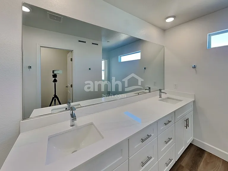 266 Austin Bellerose Pl — Photo 11