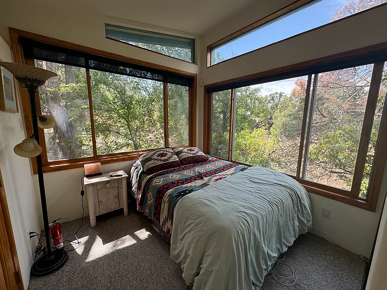 1712 Canyon Rd #B — Photo 1