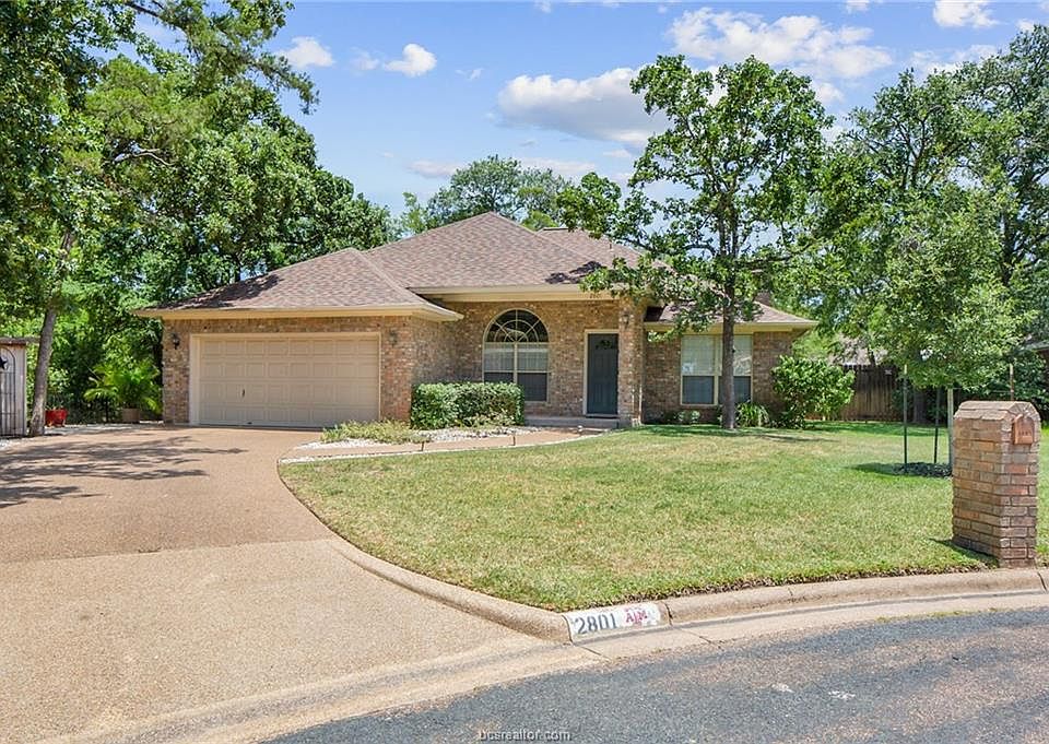 1st image of 2801 Arroyo Ct N