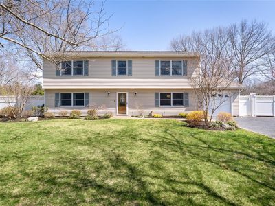 91 Strathmore Village Drive, South Setauket, NY, 11720