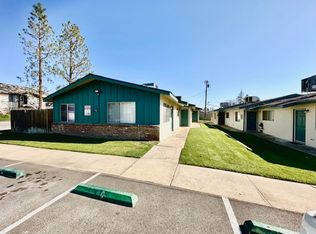 525 Douglas St #B, Bakersfield, CA 93308
