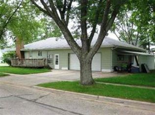 606 E Chestnut St, Pardeeville, WI 53954