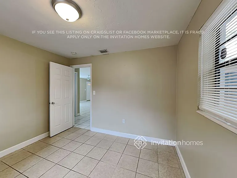 2401 Jamaica Dr — Photo 11