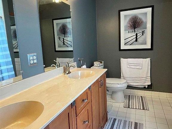 5th image of 46755 Vineyards Ln