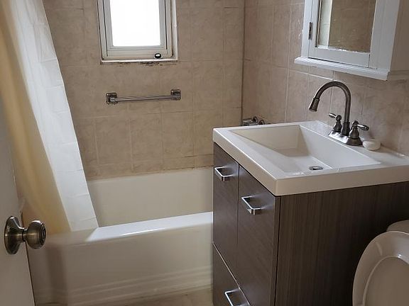5th image of 15006 23rd Ave #1-F