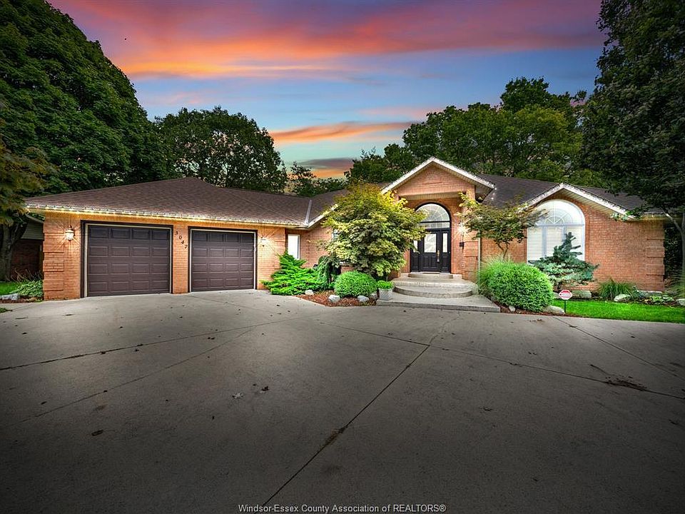 1st image of 3047 Rowley Park Dr