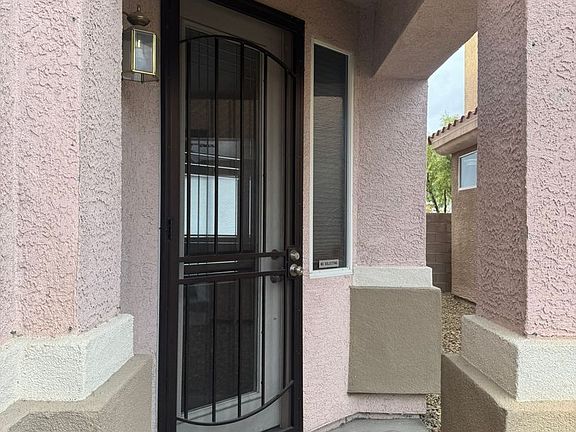 3rd image of 6735 Gold Yarrow St