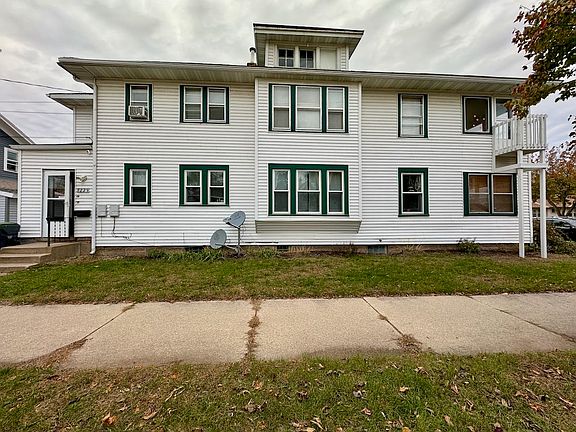 5th image of 2003 Wood St