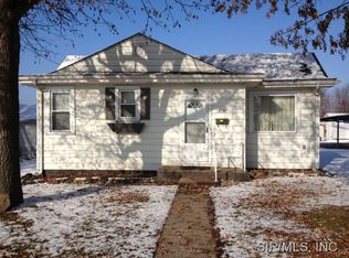 211 W 5th St, Hartford, IL 62048