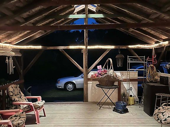 3rd image of 62 Old Hawleyville Road