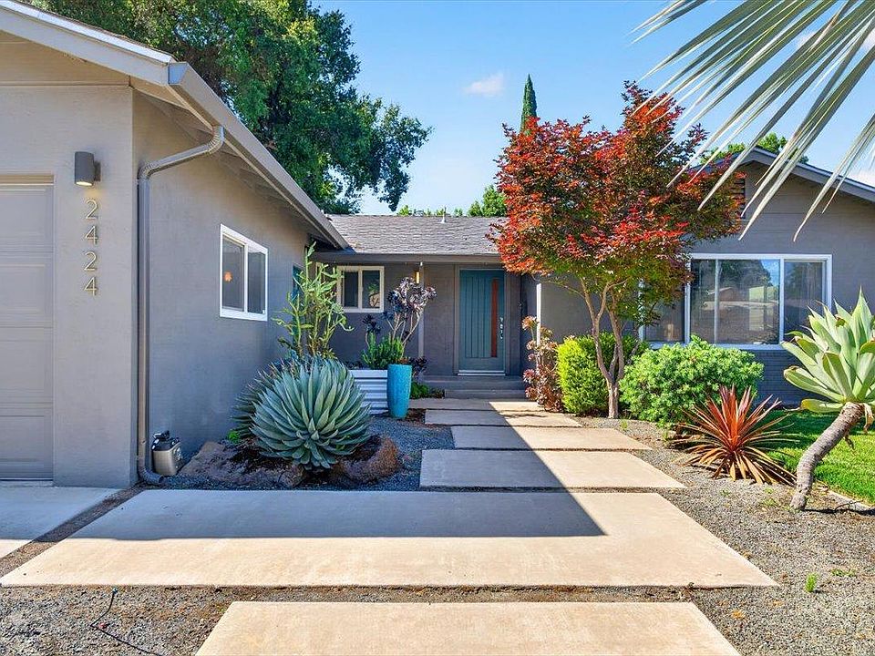 1st image of 2424 Killarney Way