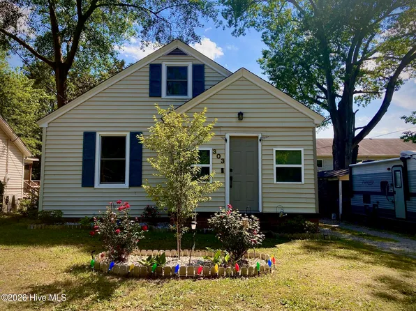 303 E 11th Street, Washington, NC 27889