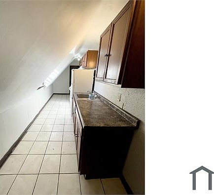 3rd image of 6712 W Villard Ave #A
