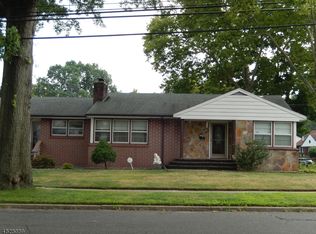 962 W Lake Ave, Rahway, NJ 07065