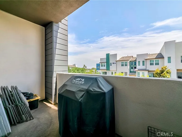 408 Hudson St — Photo 30