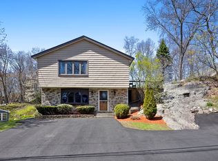 12 Bisbee Rd, Saugus, MA 01906