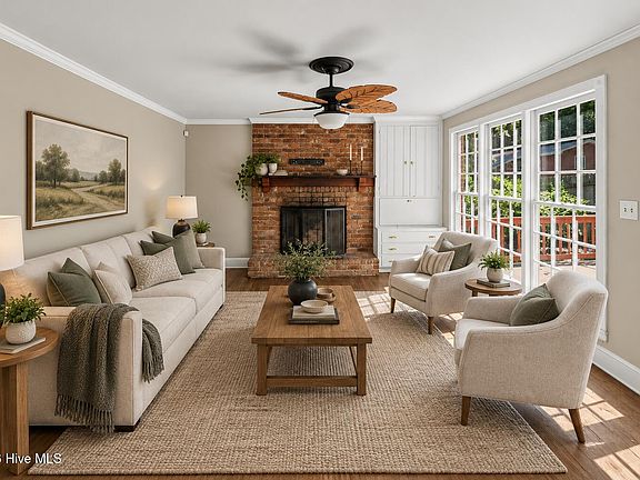 4th image of 2207 Stallings Drive