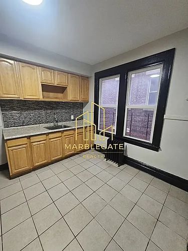 81 Montgomery Ave #22 Photo 1