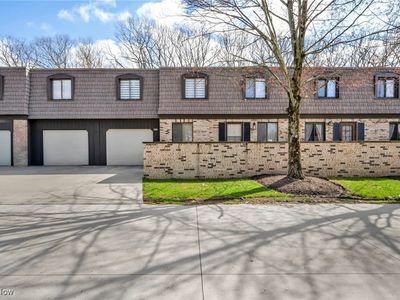 625 Tollis Pkwy, Broadview Heights, OH, 44147